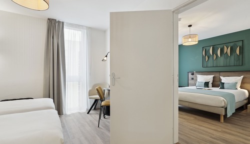 Suite, Connecting Rooms (2 studios)