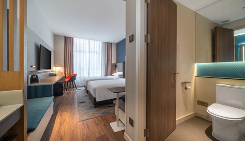 Standard Room, 2 Twin Beds (Stocked Minibar)