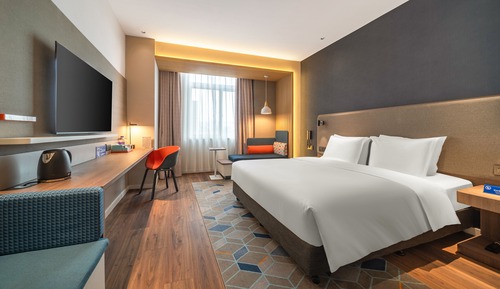 Standard Room, 1 King Bed