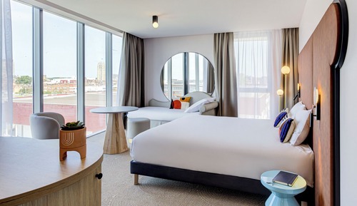 Classic Room, 1 Queen Bed with Sofa bed