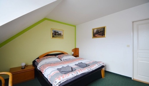 Standard Double Room (6)