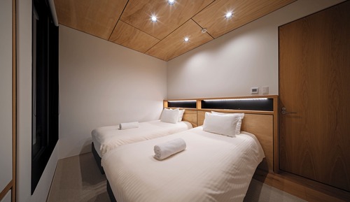 Luxury Chalet, 3 Bedrooms, Ensuite, Mountain View