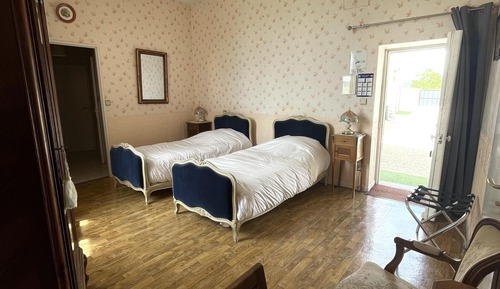 Family Suite, Ensuite, Courtyard View (Chambre Junior Suite)