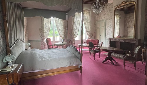 Suite, Ensuite, Park View