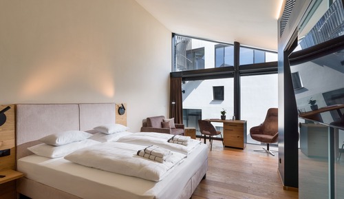 Junior Studio Suite