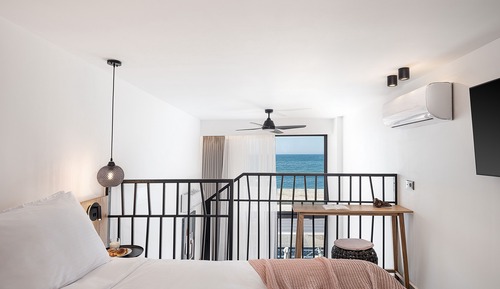 Loft Suite with Direct Sea View