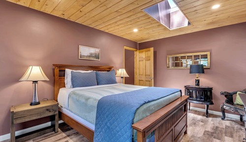 Off Site - Ember Lodge