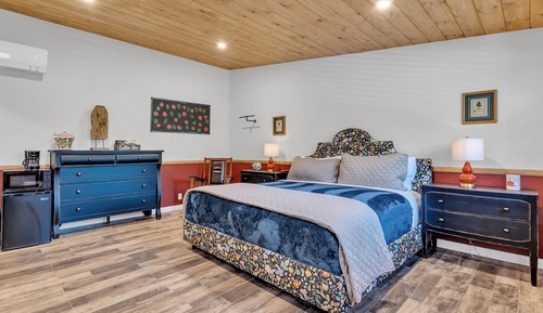 Off-Site Room- Strawberry Patch