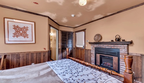 Off site Autumn Queen