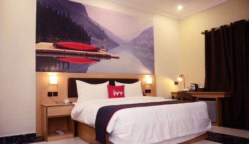 Standard Suite
