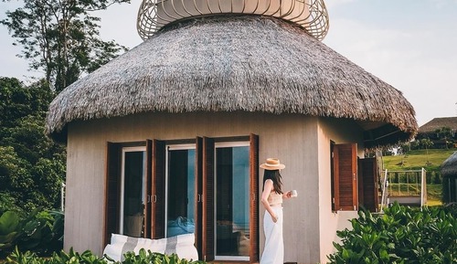 Sky View Beachfront Villa