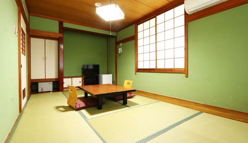 Traditional Room, Non Smoking, Shared Bathroom (1-4 pax, private toilet, no shower)