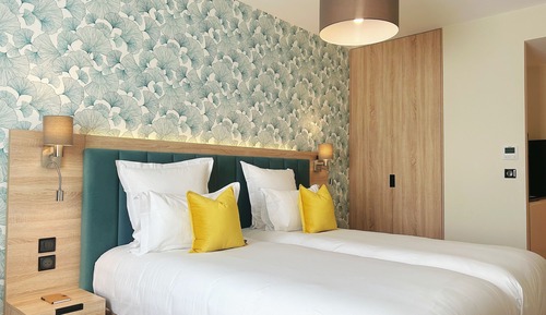 Standard Room, 2 Twin Beds, City View