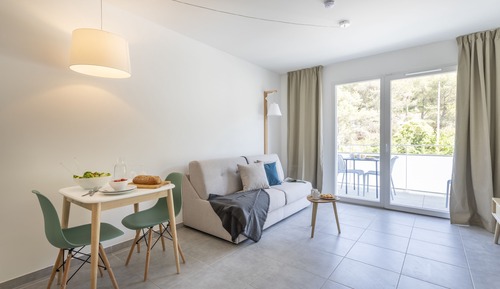 Studio 2 people - Air conditionned - Terrace or balcony