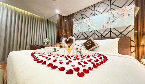 Royal Suite, City View