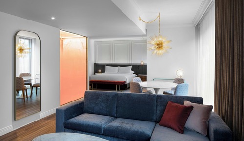 Suite, 1 King Bed, City View