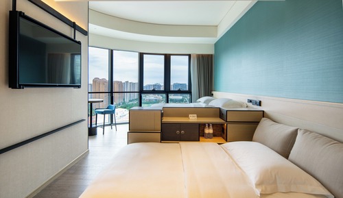 Habitat Panoramic Family Room