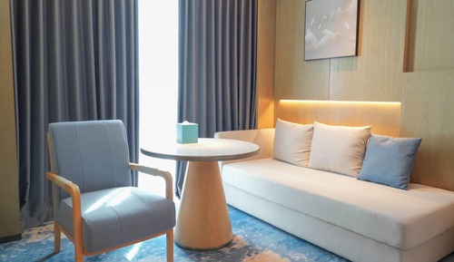 Superior Suite, 1 King Bed, Non Smoking