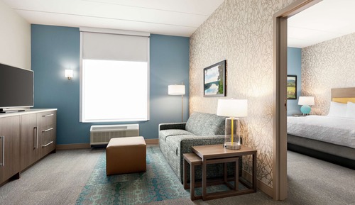 Suite, 1 King Bed, Accessible (Hearing)