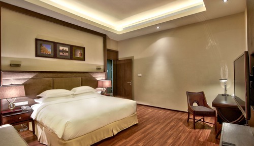 Superior Suite, 1 King Bed (King)