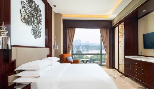 Executive Room, 1 King Bed