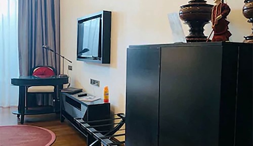 Deluxe Room, 1 King Bed, Balcony