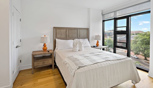 Luxury Apartment, 2 Bedrooms, 2 Bathrooms, City View