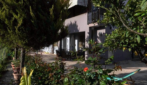 Superior House