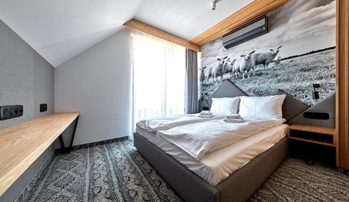 Superior Apartment, 1 Bedroom, Mountainside