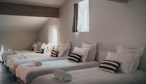 Exclusive Shared Dormitory