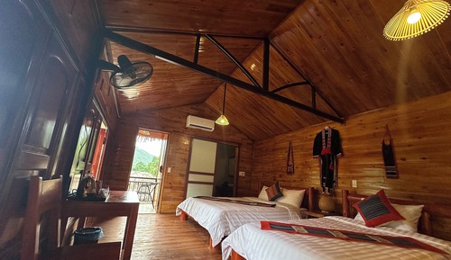 Panoramic Bungalow, Pool View