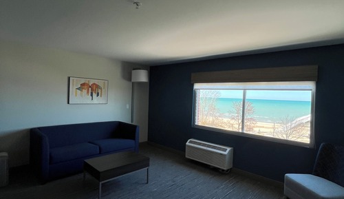 Suite, 1 King Bed with Sofa bed
