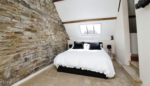 Double Room (East Suite)