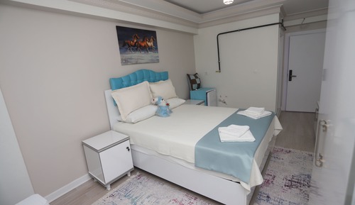 Economy Room