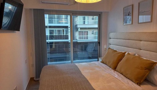 Apartment (3C)