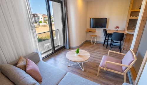 Deluxe Suite