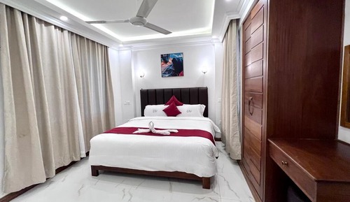 Deluxe Single Room