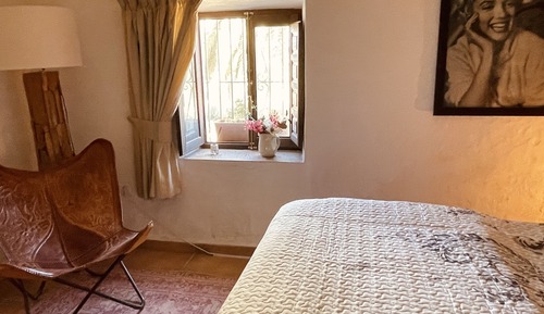 Deluxe Apartment, Valley View, Mountainside