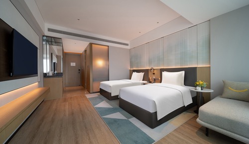 Standard Room, 2 Twin Beds (High Floor)