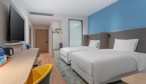 Standard Room, 2 Twin Beds (Extra Floor Space)