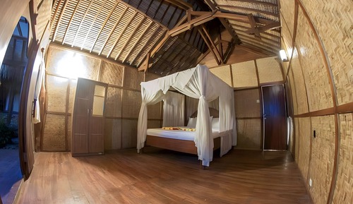 Bungalow, Beach View