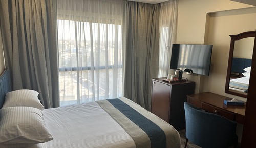 Superior Room City View