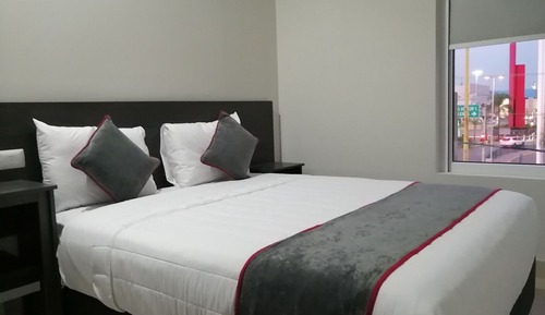 Standard Room, 1 Queen Bed