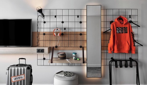 Room, 1 Queen Bed (Moxy)