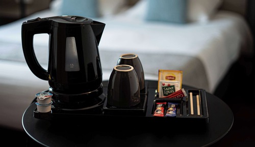 Family Room, 1 King Bed, Non Smoking (Twin bed on request;with Sofabed)