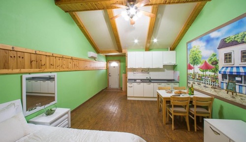 Room (Complex A No 202)