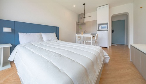 Basic Room, 1 Bedroom (Daisy)
