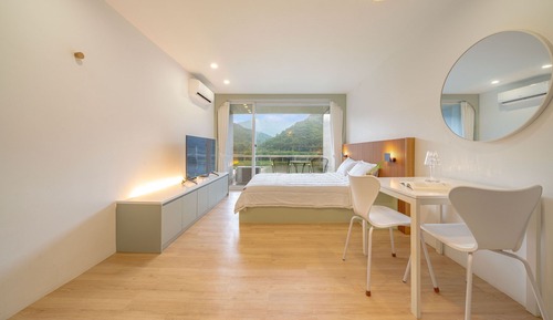 Basic Room, 1 Bedroom (Calla)