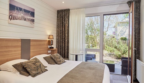 Double Room, Garden View, Annex Building (1)