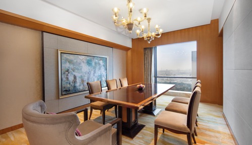 Suite, 1 Bedroom, Lake View (Dining Area)